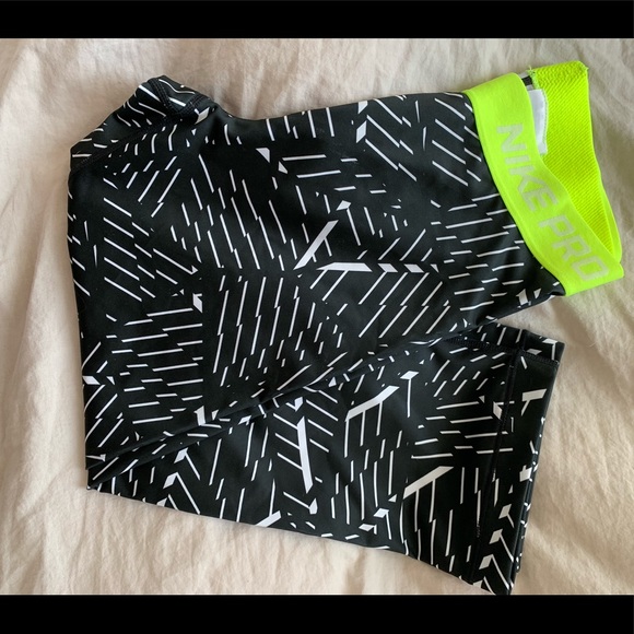 Nike Pants - Nike pro dri-fit leggings, small